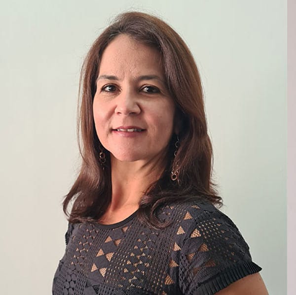 Nélia Paula Carrijo Chiri