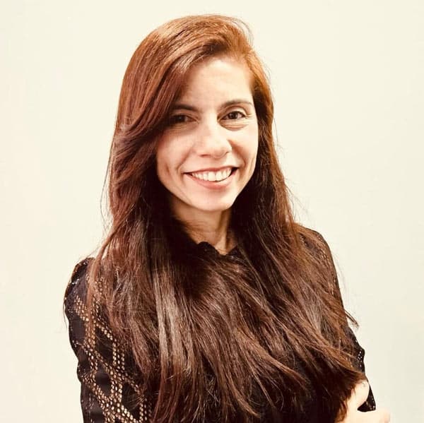 Dra. Silvia Arenales Varjão Tiezzi